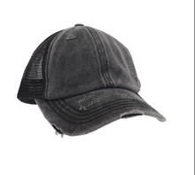 Load image into Gallery viewer, Sunny Days Embroidered Hat