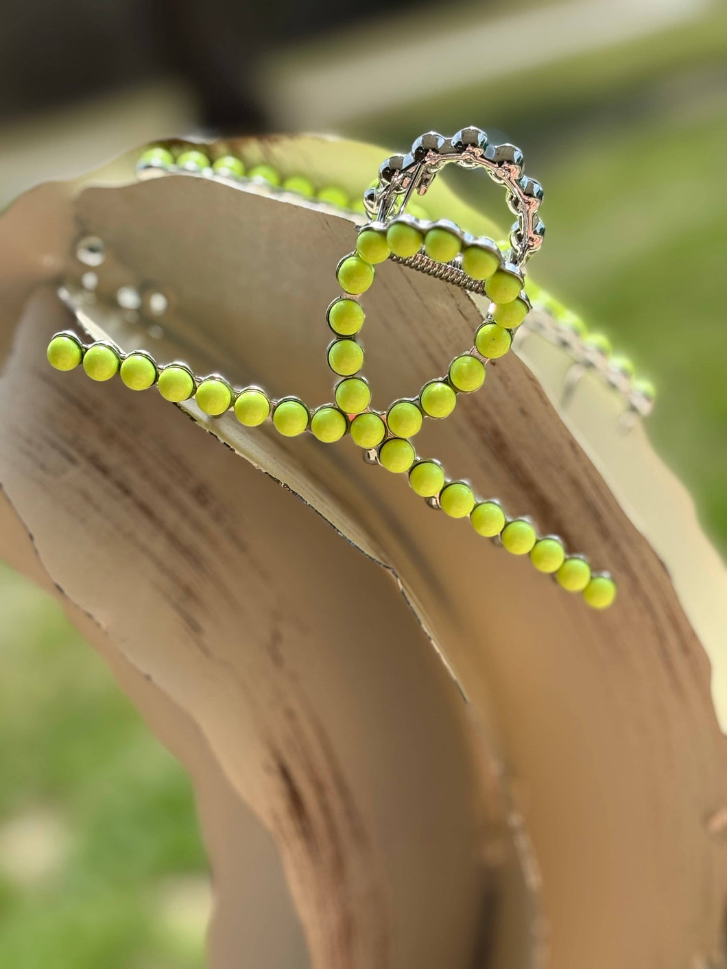 Vibrant Claw Clip Collection