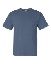 Load image into Gallery viewer, Spilling the Tea since 1773 Buzzin&#39; Shirt
