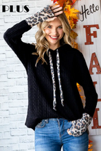 Load image into Gallery viewer, Cable Knit Sweatshirt with Animal Contrast
