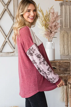 Load image into Gallery viewer, Floral Sleeve Vintage Long Sleeve
