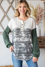 Load image into Gallery viewer, Color Block Olive Long Sleeve
