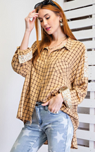 Load image into Gallery viewer, Plaid Floral Mix Button Down

