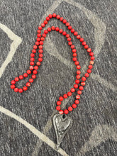 Load image into Gallery viewer, Heart Pendant Beaded Necklace

