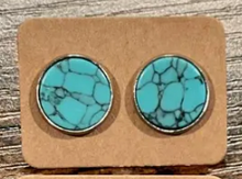 Load image into Gallery viewer, Cracked Stone Earring Studs
